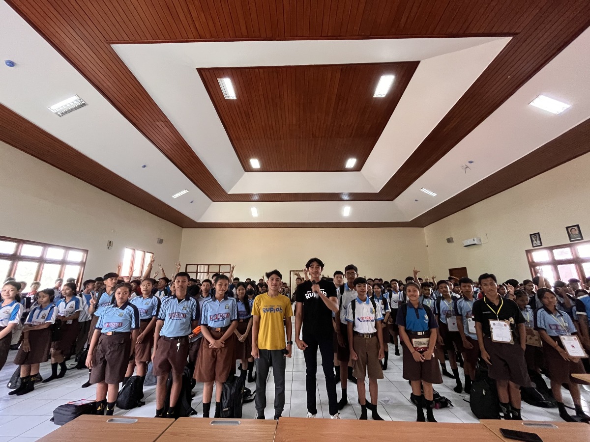Edukasi CBP Rupiah di SMA Negeri 3 Negara